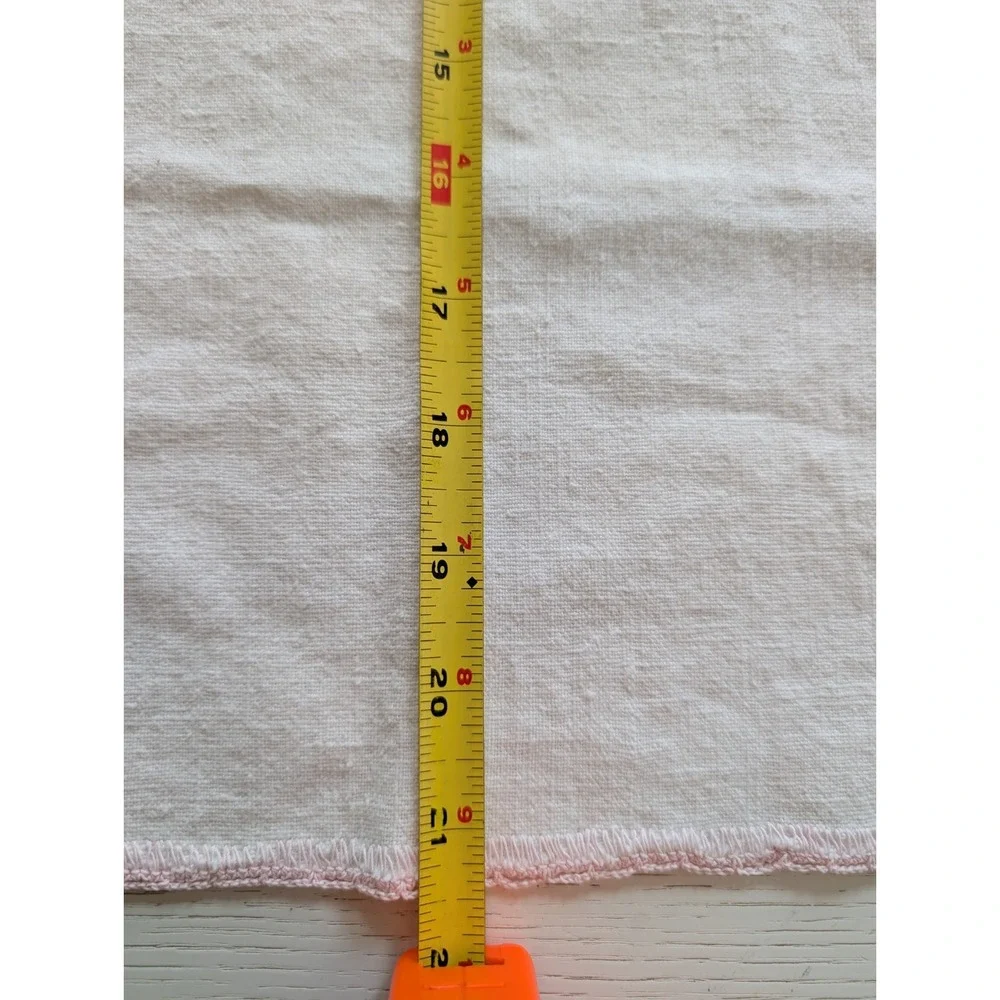 Vintage Table Topper Embroidered 21in  - Square‎ - White Pink